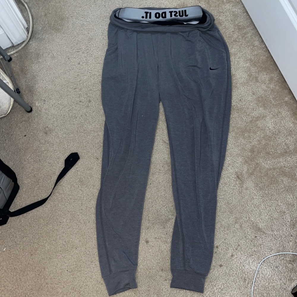 Nike joggers